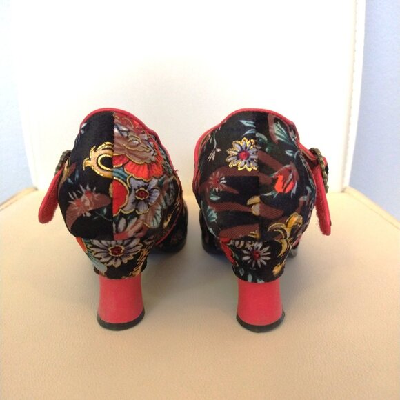 Spring Step L'Artiste - 'Adodora', Red Floral Velvet heeled Mary Jane - 39 / 8.5 - Picture 4 of 10